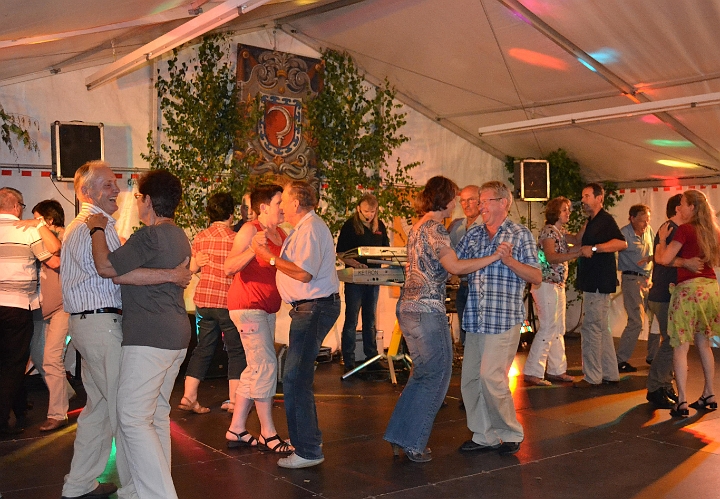 Dorffest_Bargen_270712 038_1_Tanzen.jpg